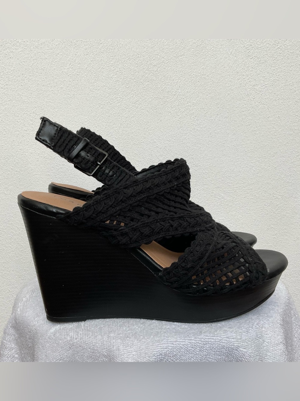 Torrid Black Crochet Open Toe Wedge Heel Adjustable Strap Size 11.5 WW